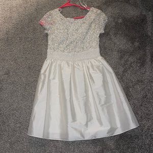 Davids Bridal DB Studio Size 6